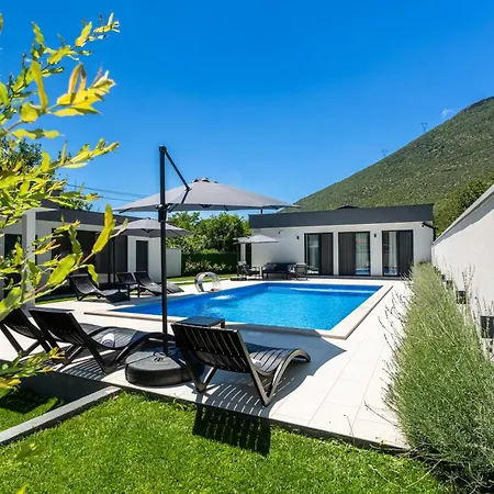 Noa Tatil Evi *